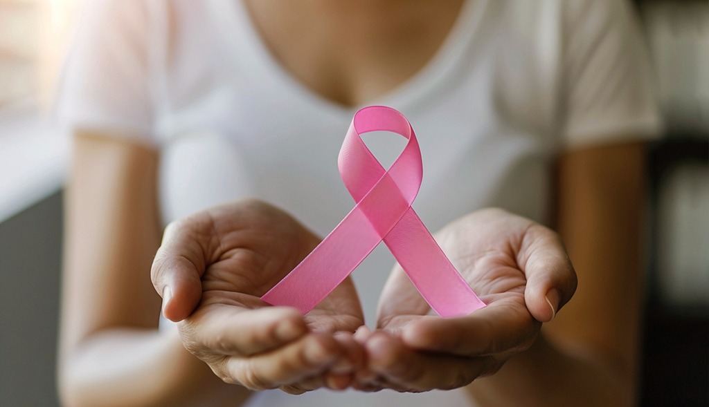 Pensionista diagnosticada com câncer de mama busca na Justiça direito à isenção do Imposto de Renda