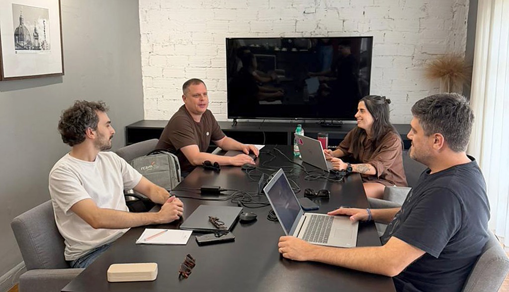 Reunião de sócios debate planejamento de 2026 da RCSM Advocacia