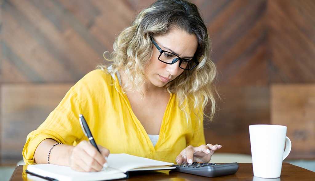 Justiça Federal do Espírito Santo garante conversão de licença-prêmio em pecúnia e desaverbação de tempo utilizado para abono